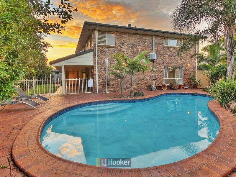 4 Karka Close, Eight Mile Plains QLD 4113