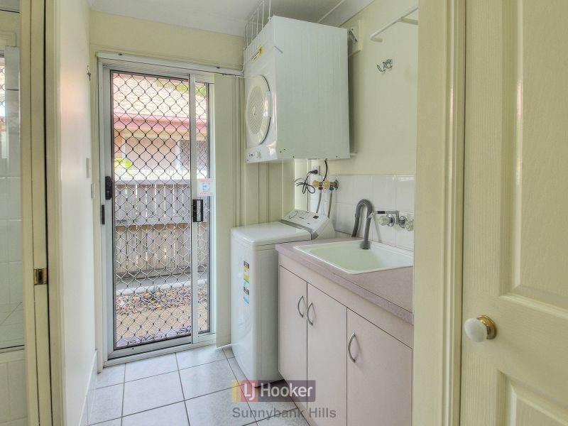 25 Benbek Circuit, Sunnybank Hills QLD 4109