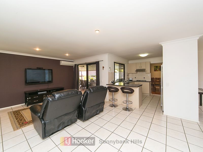 6 Conimbla Close, Parkinson QLD 4115