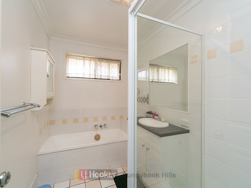 6 Conimbla Close, Parkinson QLD 4115