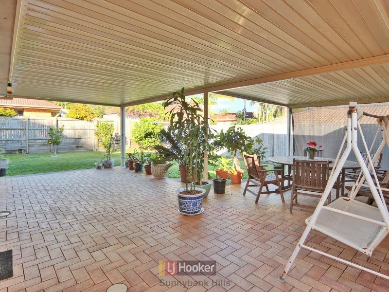 401 Kessels Road, Robertson QLD 4109