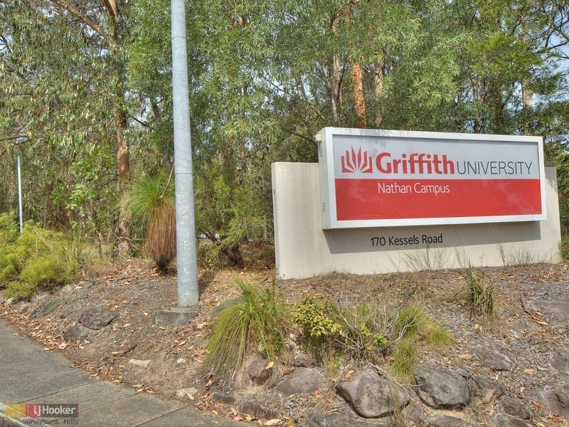 401 Kessels Road, Robertson QLD 4109