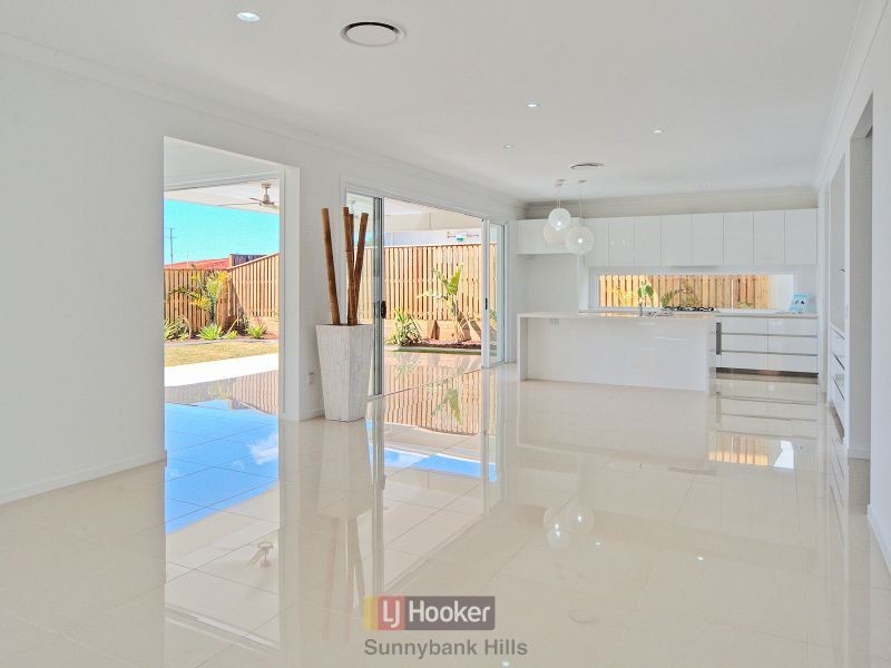 86 Skyview Avenue, Rochedale QLD 4123