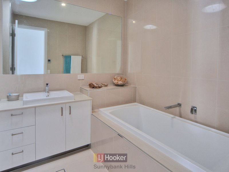 86 Skyview Avenue, Rochedale QLD 4123