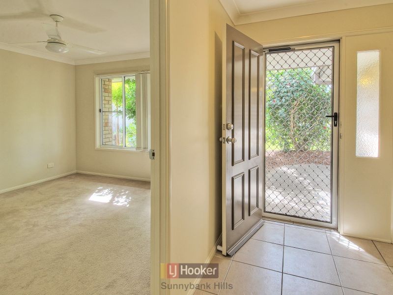 13 Toona Place, Calamvale QLD 4116