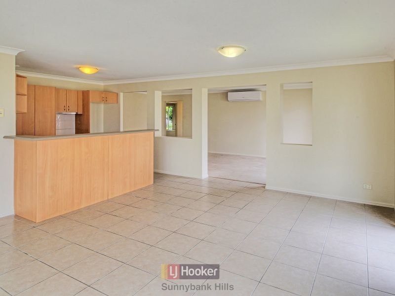 13 Toona Place, Calamvale QLD 4116