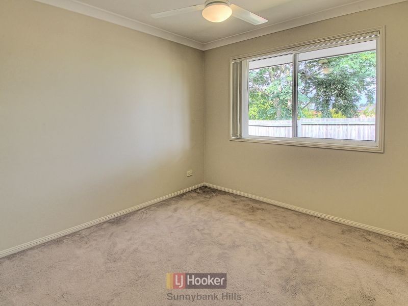 13 Toona Place, Calamvale QLD 4116