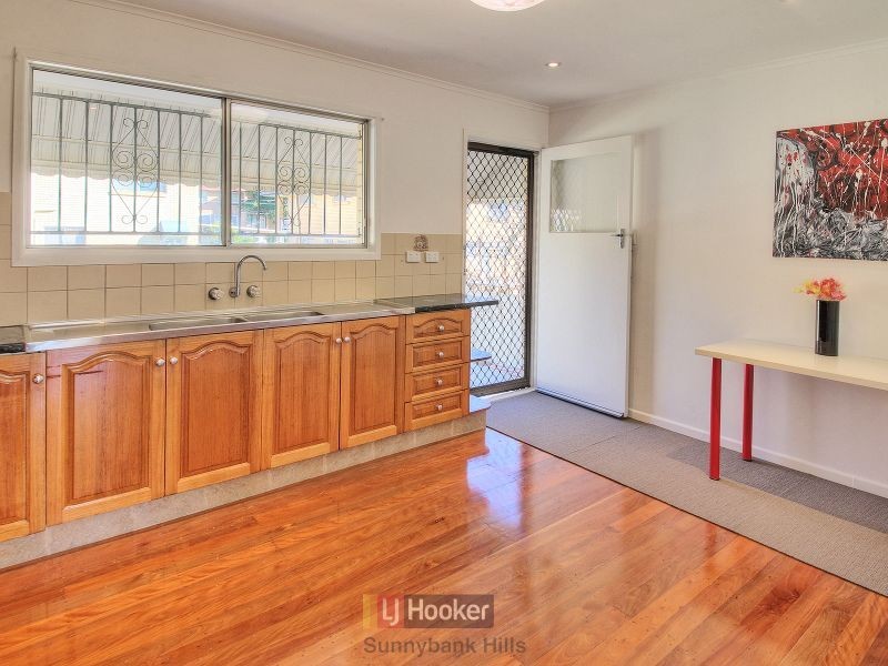 35 Jonathan Street, Macgregor QLD 4109