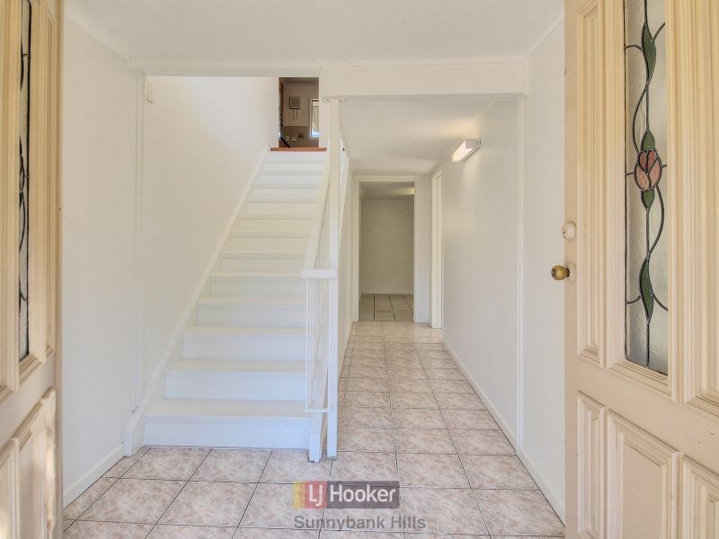 35 Jonathan Street, Macgregor QLD 4109