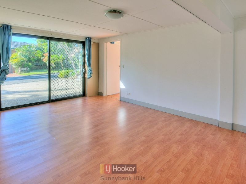 35 Jonathan Street, Macgregor QLD 4109
