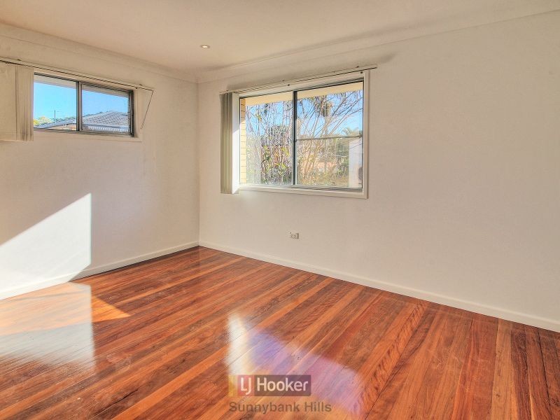 35 Jonathan Street, Macgregor QLD 4109