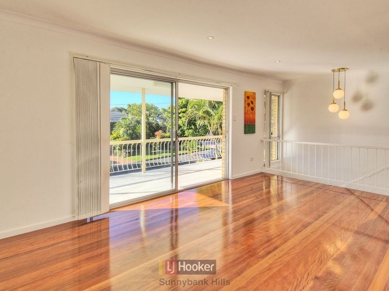 35 Jonathan Street, Macgregor QLD 4109