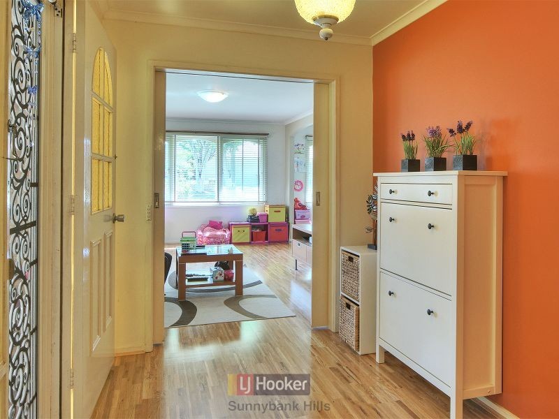 14 Akora Street, Macgregor QLD 4109