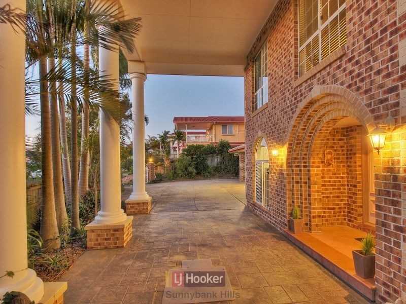 10 Buckinghamia Place, Stretton QLD 4116