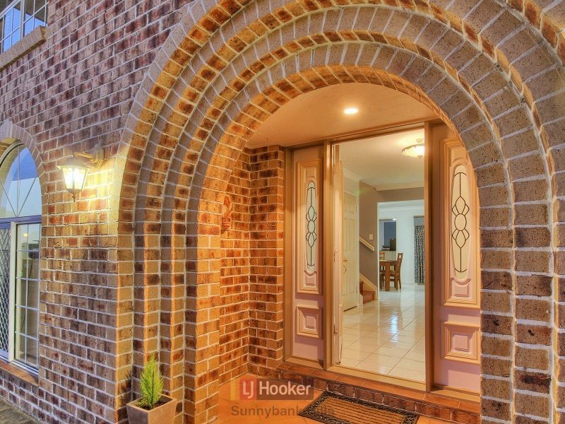 10 Buckinghamia Place, Stretton QLD 4116