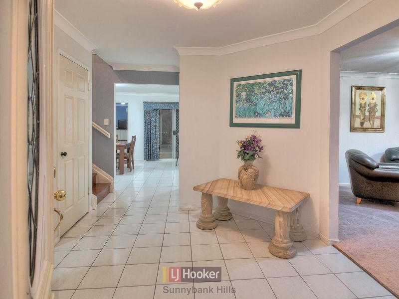 10 Buckinghamia Place, Stretton QLD 4116