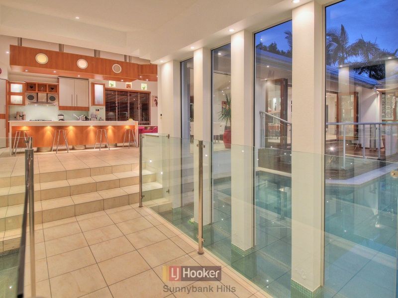 11 Totten Close, Eight Mile Plains QLD 4113