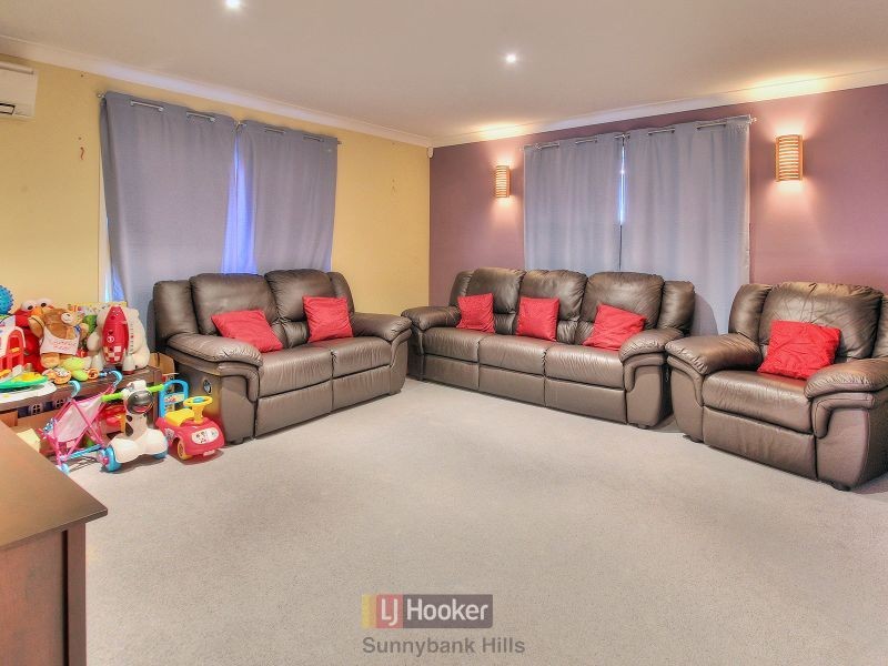 20 Carmel Place, Calamvale QLD 4116
