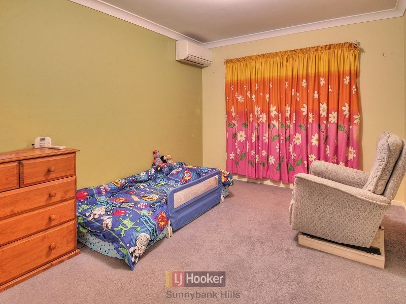 20 Carmel Place, Calamvale QLD 4116