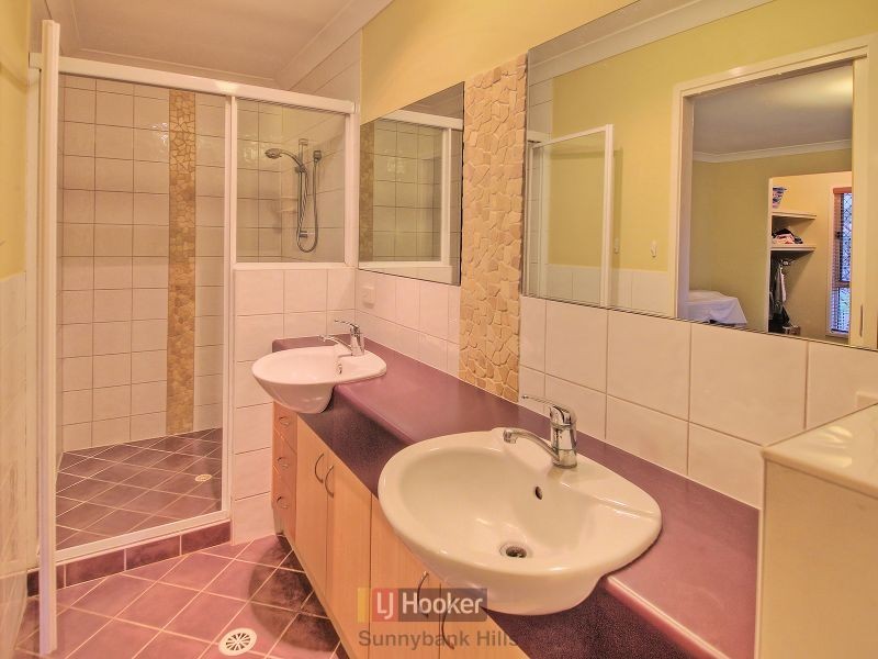 20 Carmel Place, Calamvale QLD 4116