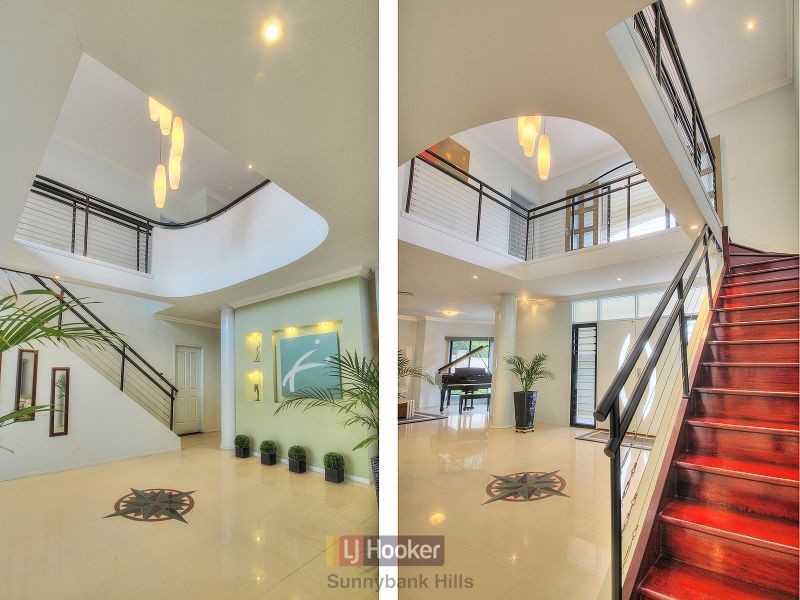 16 Ashbourne Close, Carindale QLD 4152