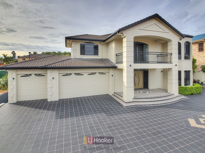 16 Ashbourne Close, Carindale QLD 4152