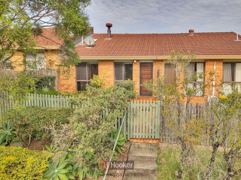 27/37 Hillardt Street, Robertson QLD 4109