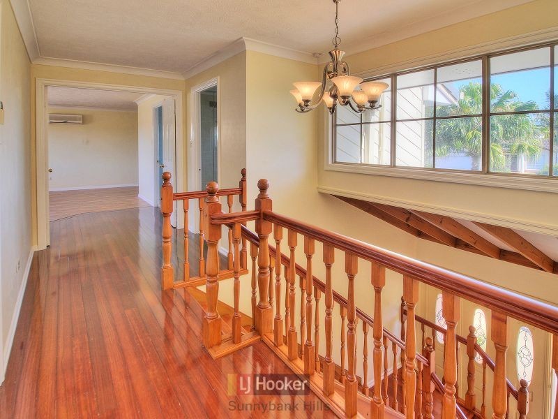 23 Alphitonia Crescent, Sunnybank Hills QLD 4109