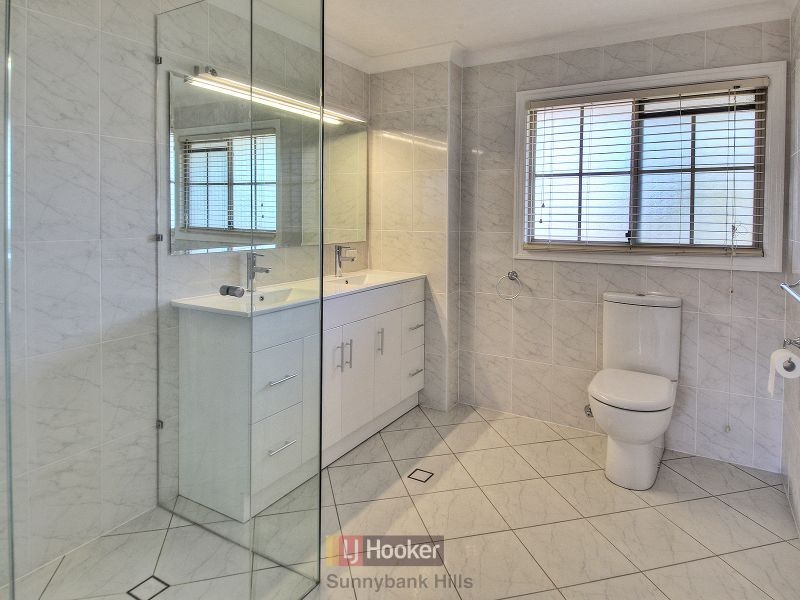 23 Alphitonia Crescent, Sunnybank Hills QLD 4109