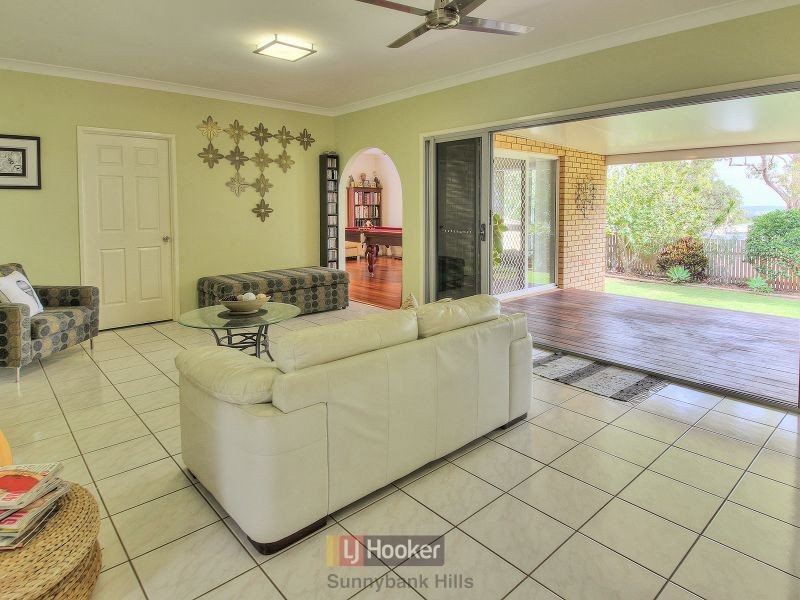 99 Davrod Street, Robertson QLD 4109