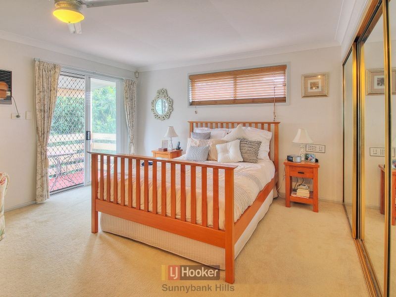 99 Davrod Street, Robertson QLD 4109