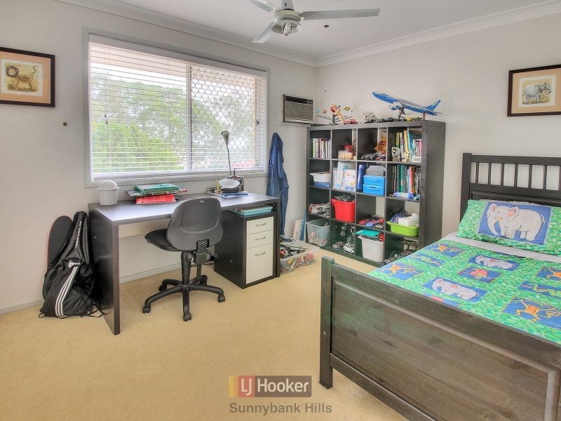 99 Davrod Street, Robertson QLD 4109