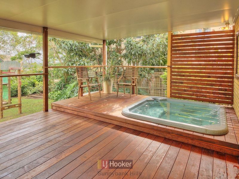 99 Davrod Street, Robertson QLD 4109