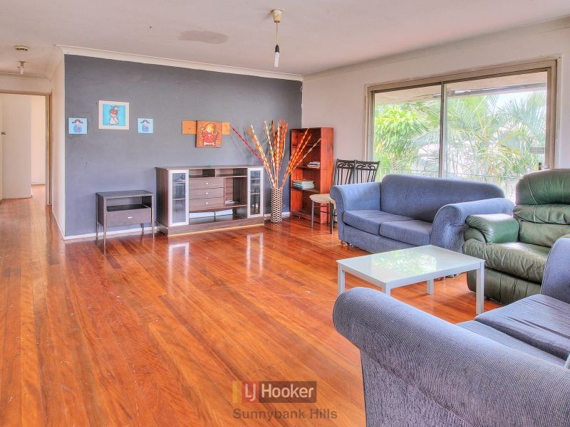 250 Mt Gravatt-Capalaba Road, Wishart QLD 4122