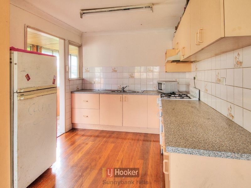 250 Mt Gravatt-Capalaba Road, Wishart QLD 4122