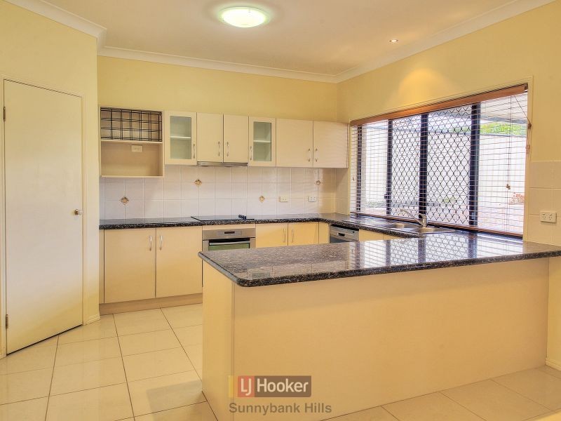 17 Waterbrooke Circuit, Drewvale QLD 4116