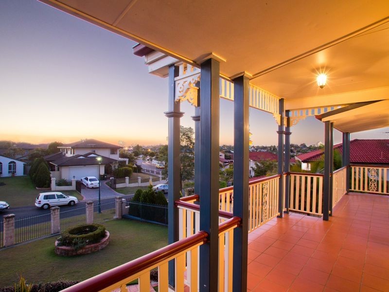 6 Lavender Close, Calamvale QLD 4116