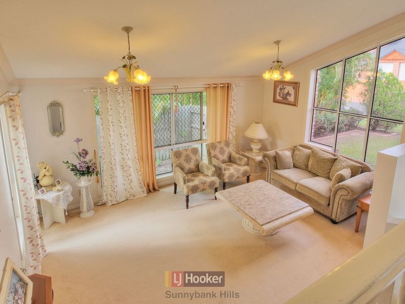 11 Liquidambar Place, Stretton QLD 4116