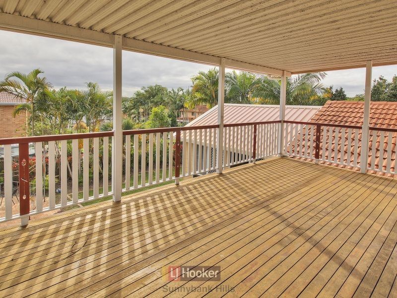 11 Liquidambar Place, Stretton QLD 4116