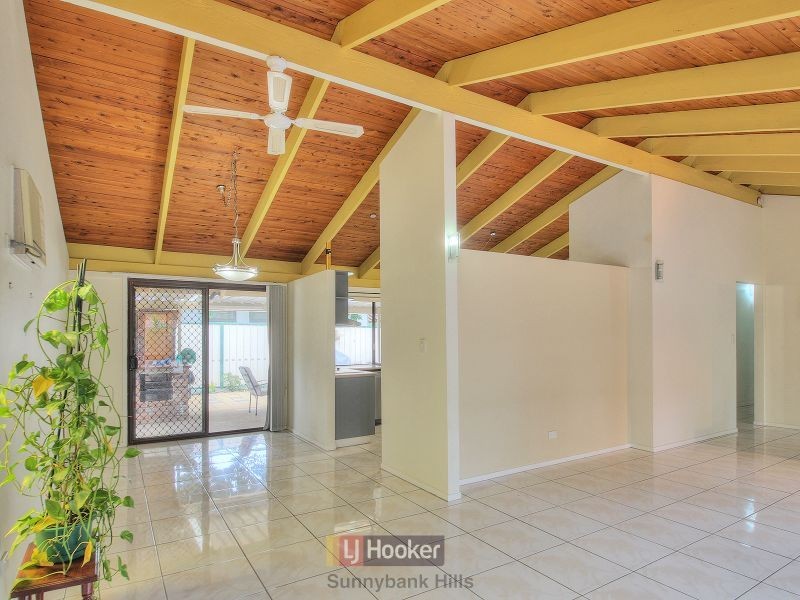 8 Coonawarra Street, Sunnybank Hills QLD 4109