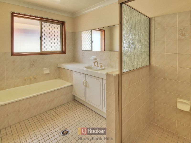 38 Lamona Circuit, Sunnybank Hills QLD 4109