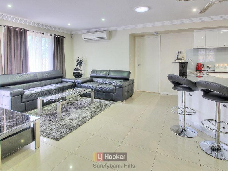 5 Grove Court, Eight Mile Plains QLD 4113