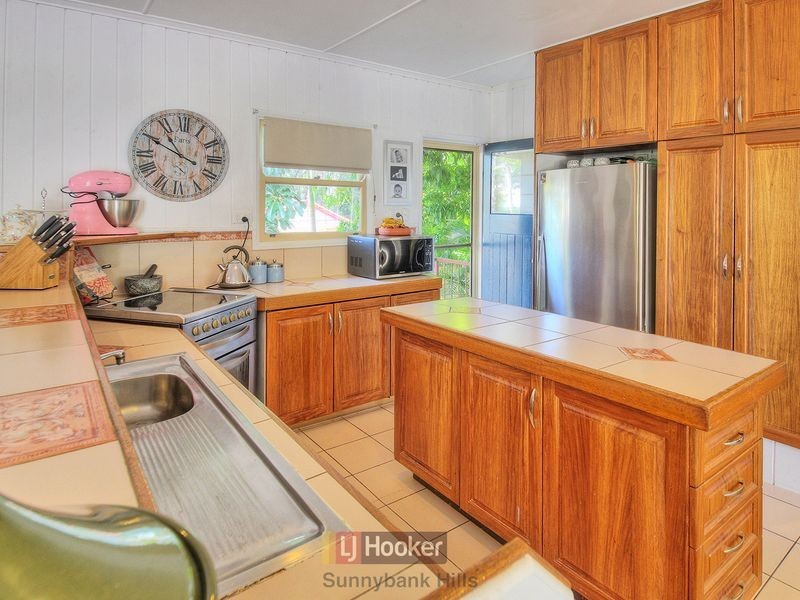 49 Jackson Road, Sunnybank Hills QLD 4109