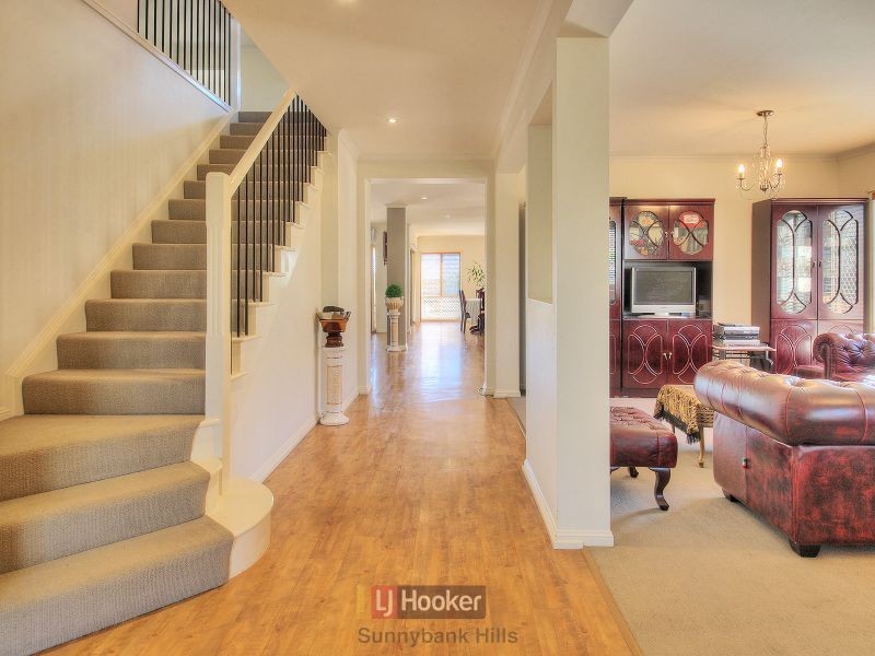 61 Mt Archer Road, Parkinson QLD 4115