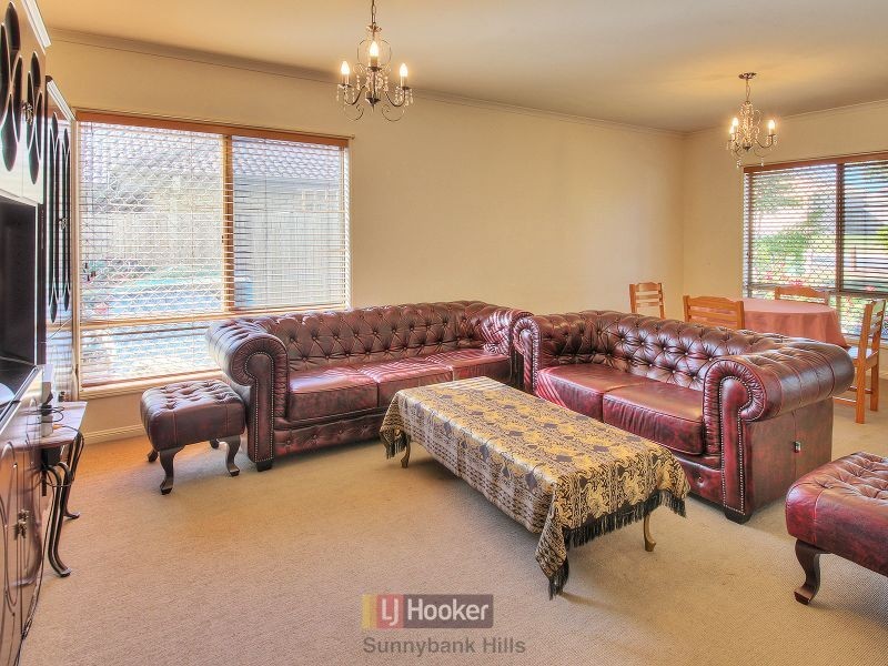 61 Mt Archer Road, Parkinson QLD 4115