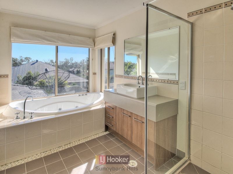 61 Mt Archer Road, Parkinson QLD 4115