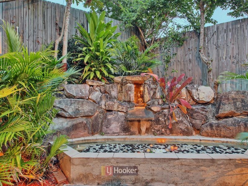 15 Regent Street, Eight Mile Plains QLD 4113