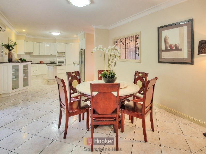 12 Grassland Place, Sunnybank Hills QLD 4109