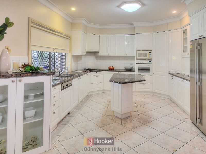 12 Grassland Place, Sunnybank Hills QLD 4109