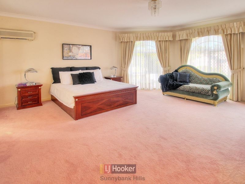 12 Grassland Place, Sunnybank Hills QLD 4109